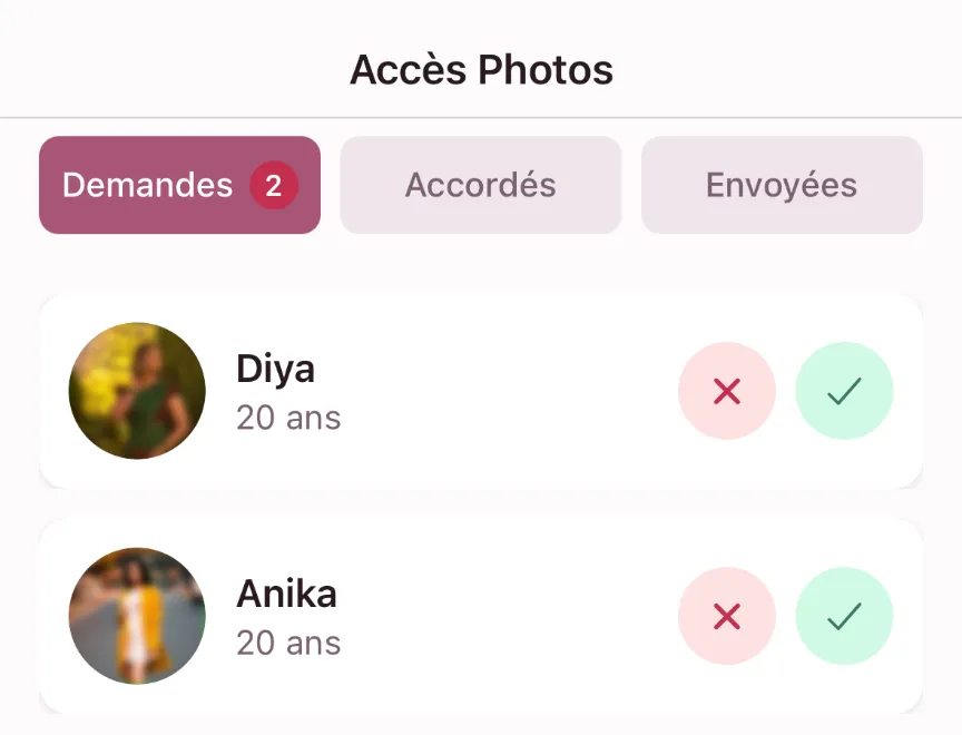 L'écran Accès Photos de l'application Tamil Meet : deux demandes d'accès à l'album, chacune avec un bouton refuser et un bouton accepter.